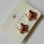Magnet pins